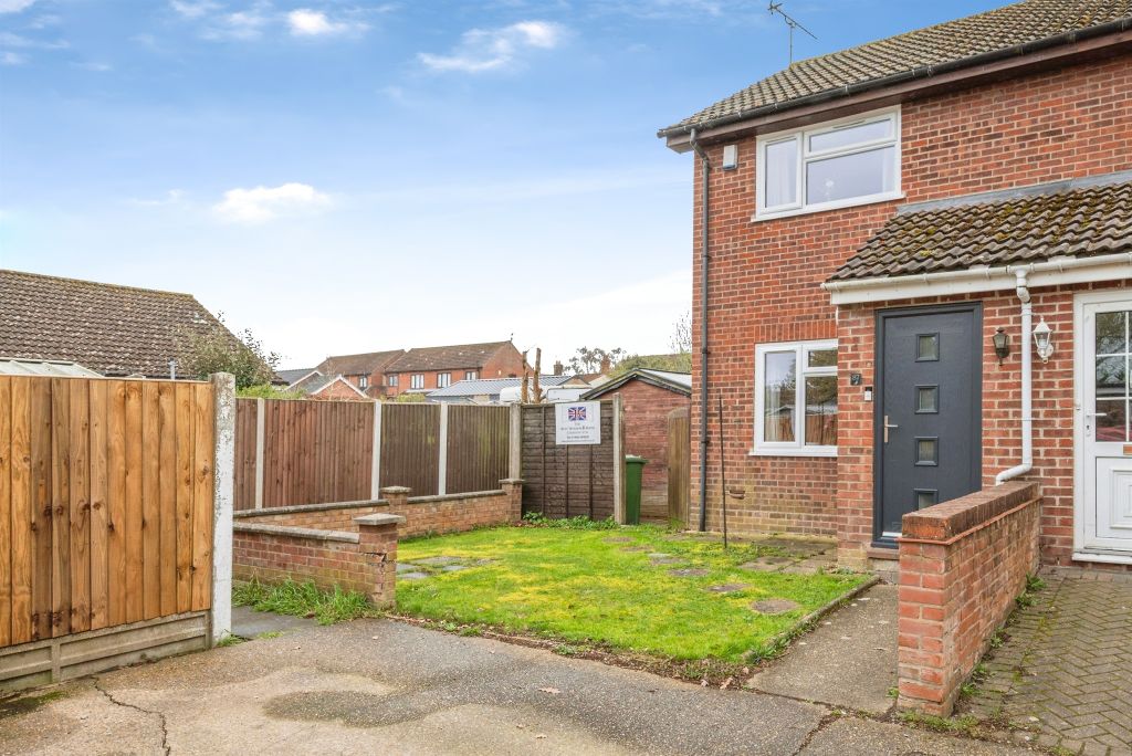 Property photo 1 of 17