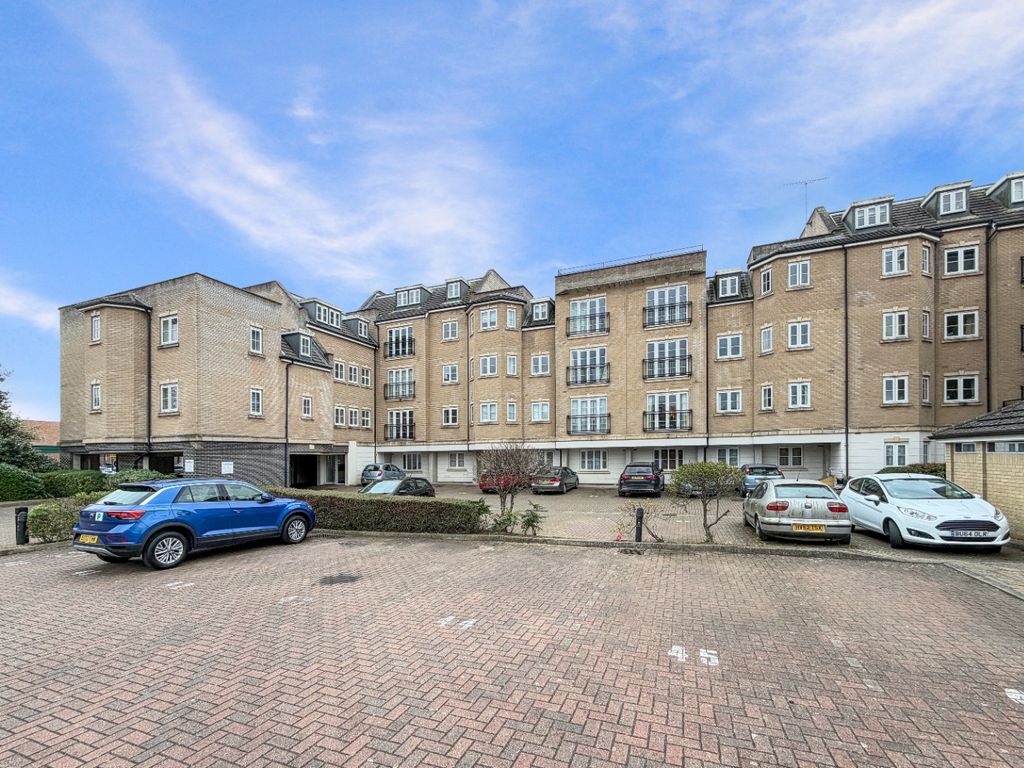 Property photo 1 of 7 5060770