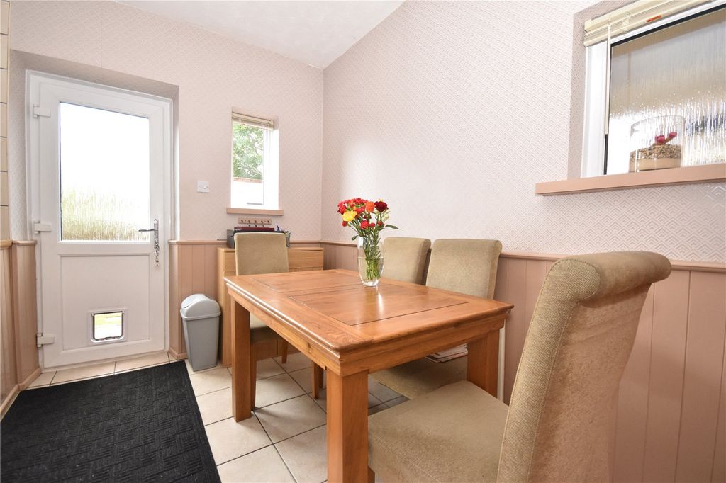 Property photo 1 of 15 Picture No. 08