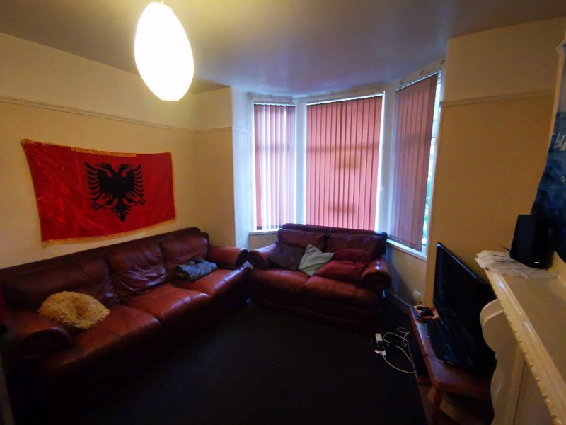 Property photo 2 of 7 Photo 9