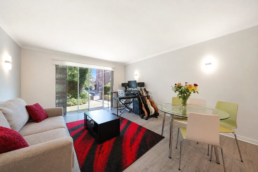 Property photo 1 of 13 Picture No. 25