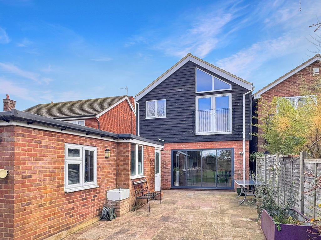 Property photo 1 of 39 4665290