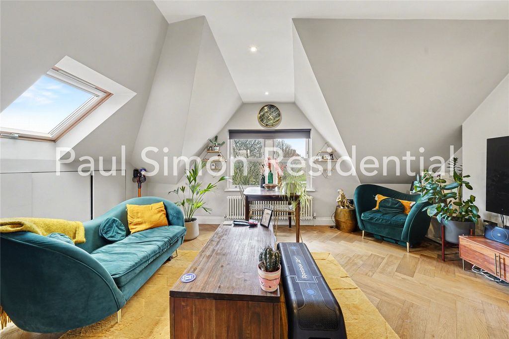 Property photo 2 of 14 Picture No. 08