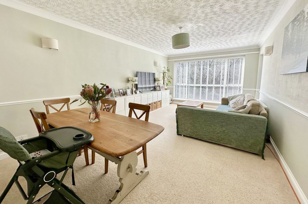 Additional image 7 of 2 bed flat for saleDean Park Road, Bournemouth BH1