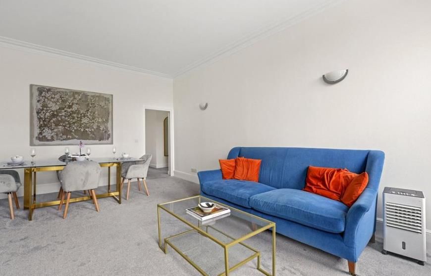 Property photo 1 of 6 103, 10 Weymouth Street 1 13.01.Png