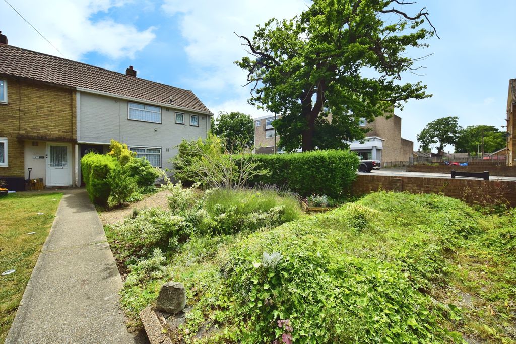 Property photo 2 of 16
