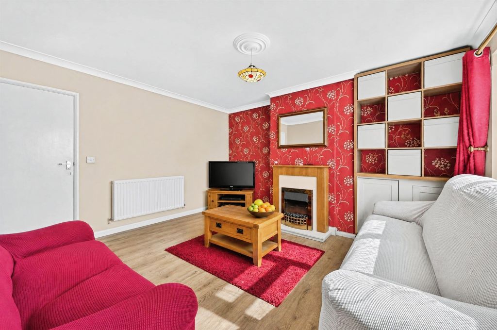 Property photo 3 of 13