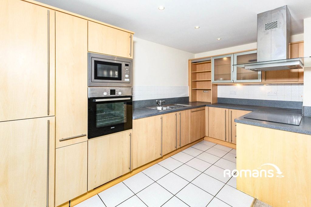 Property photo 2 of 10 Photo