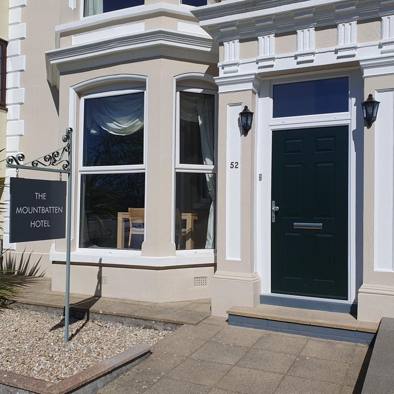 Property photo 2 of 8