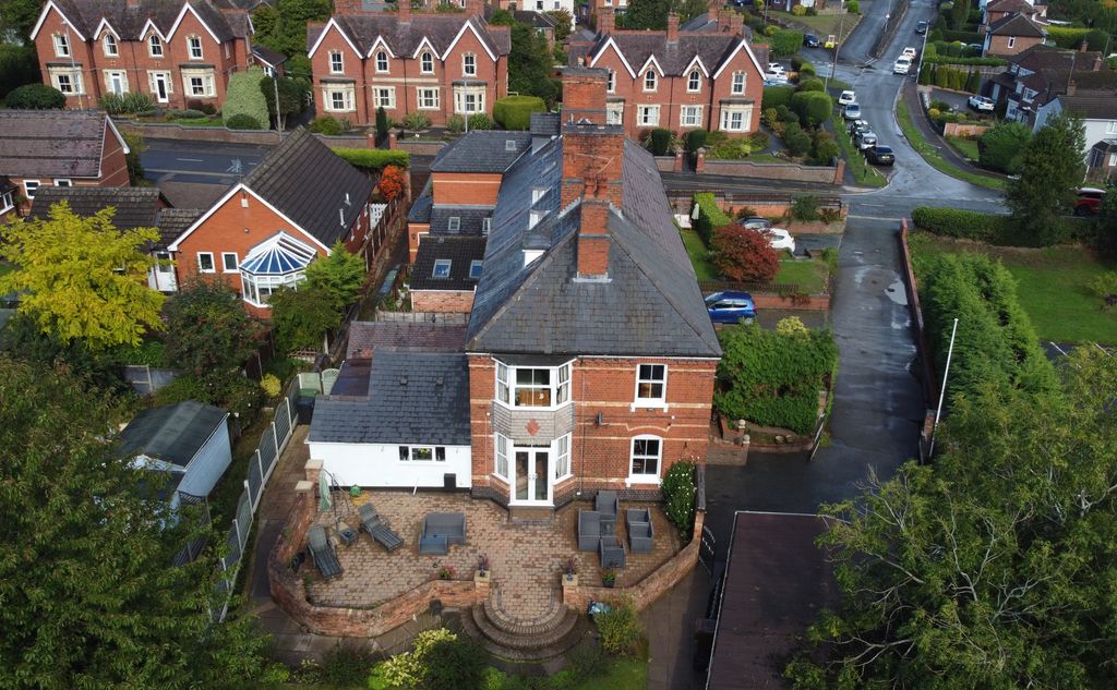 Property photo 1 of 25