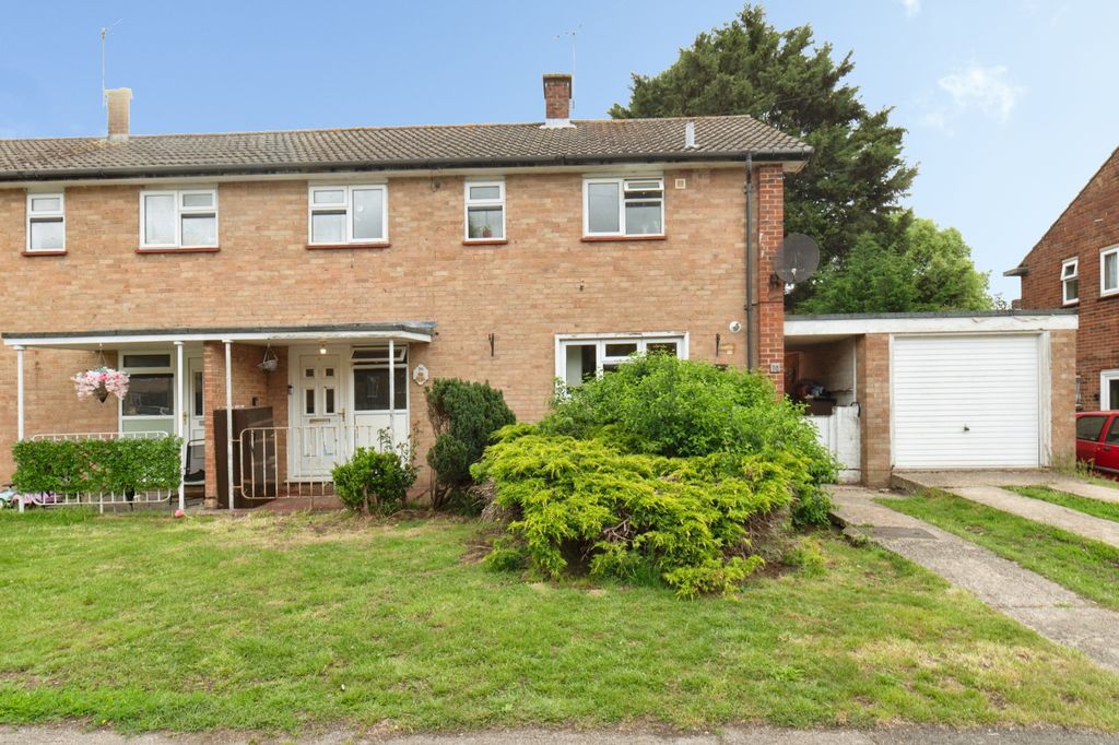 Property photo 2 of 20