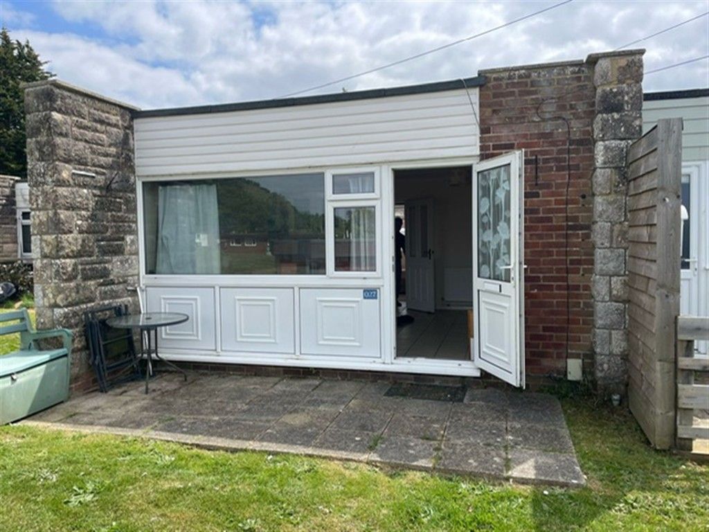 Property photo 1 of 7 Front