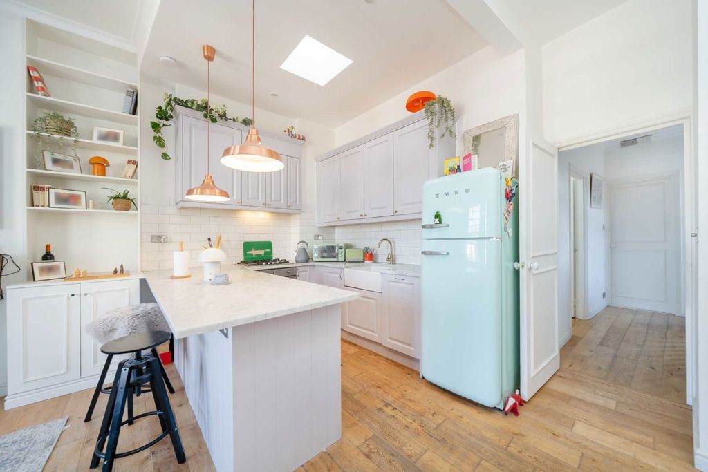 Property photo 2 of 4