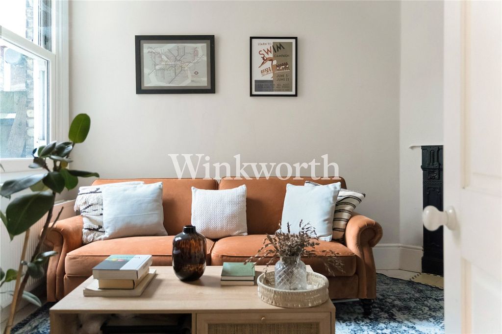 Property photo 3 of 15 Picture No. 25