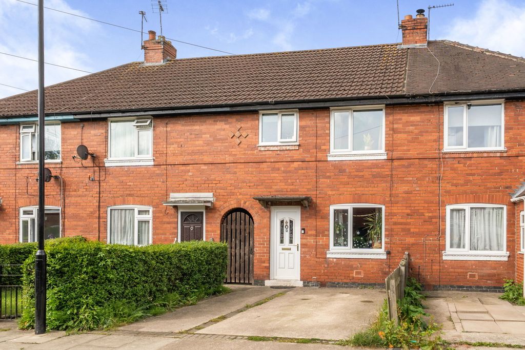 Property photo 1 of 17