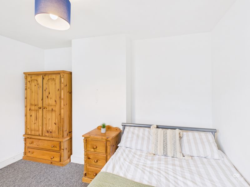 Property photo 3 of 28 Photo 14