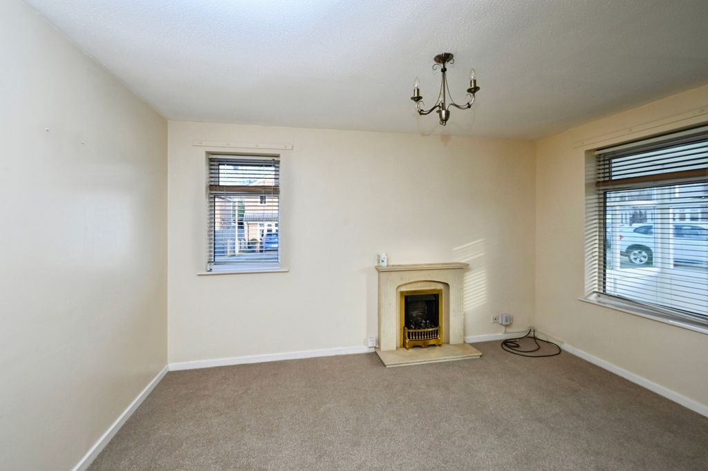 Property photo 3 of 11 Pbox-Img.Jpg