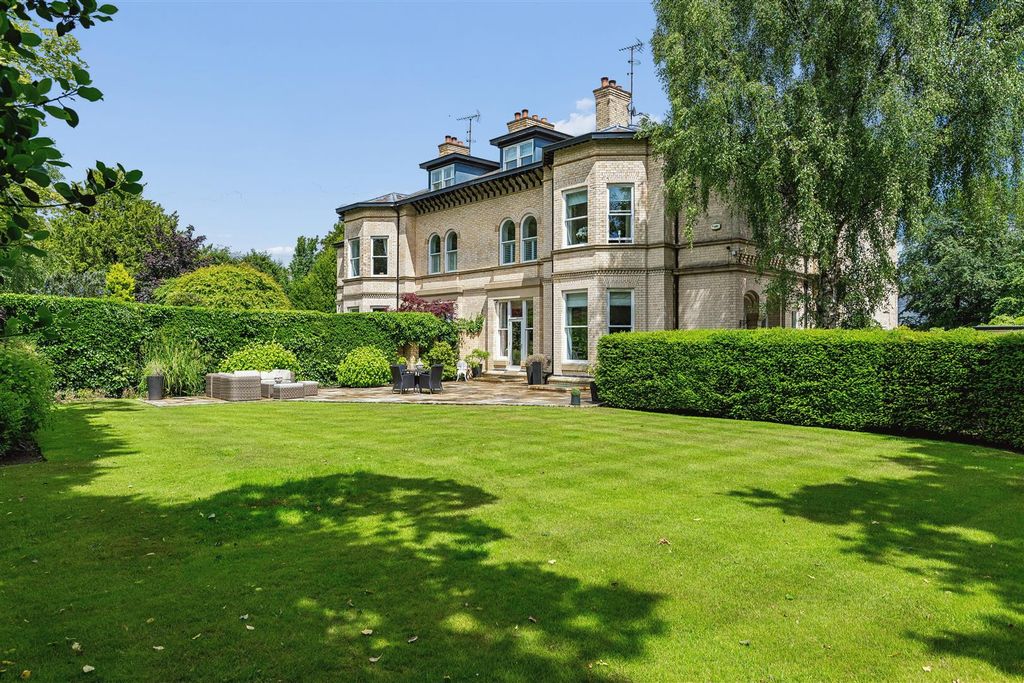 Additional image 31 of 6 bed semi-detached house for saleWoodville Road, Bowdon WA14