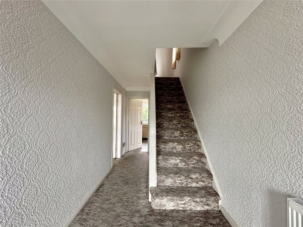 Property photo 3 of 20 Picture No. 01