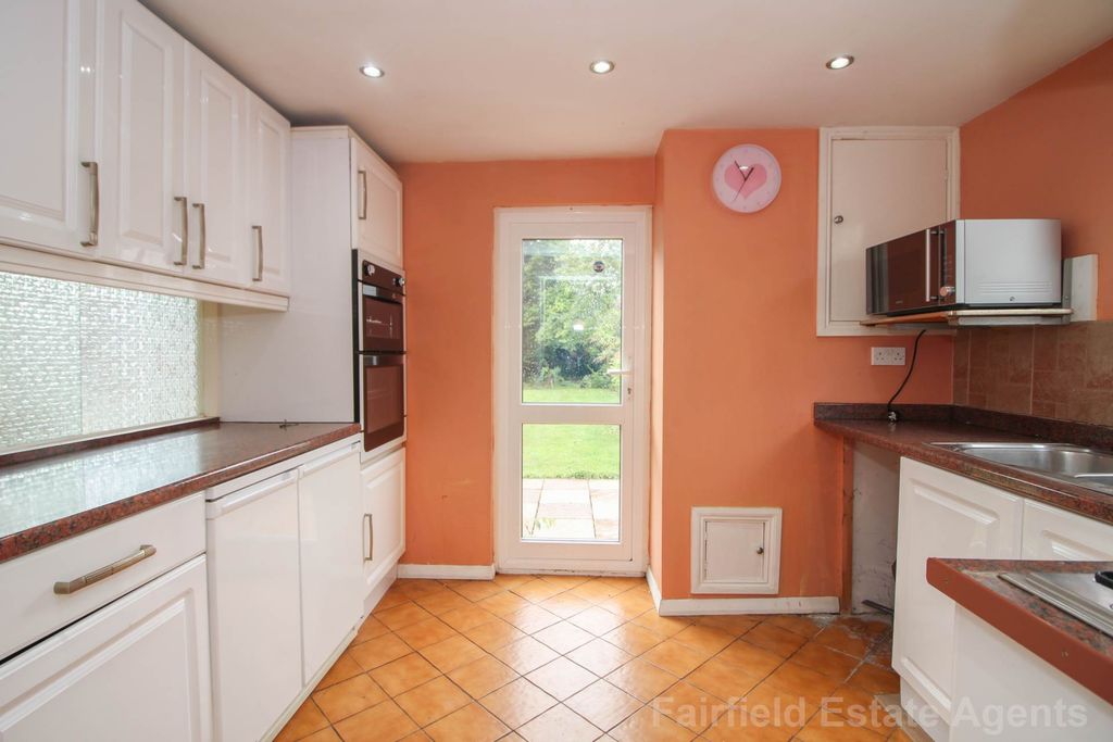 Property photo 3 of 13