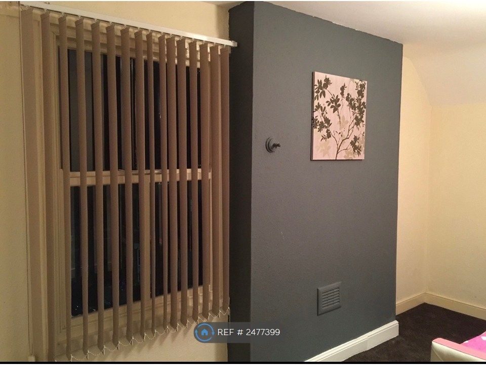 Property photo 2 of 26