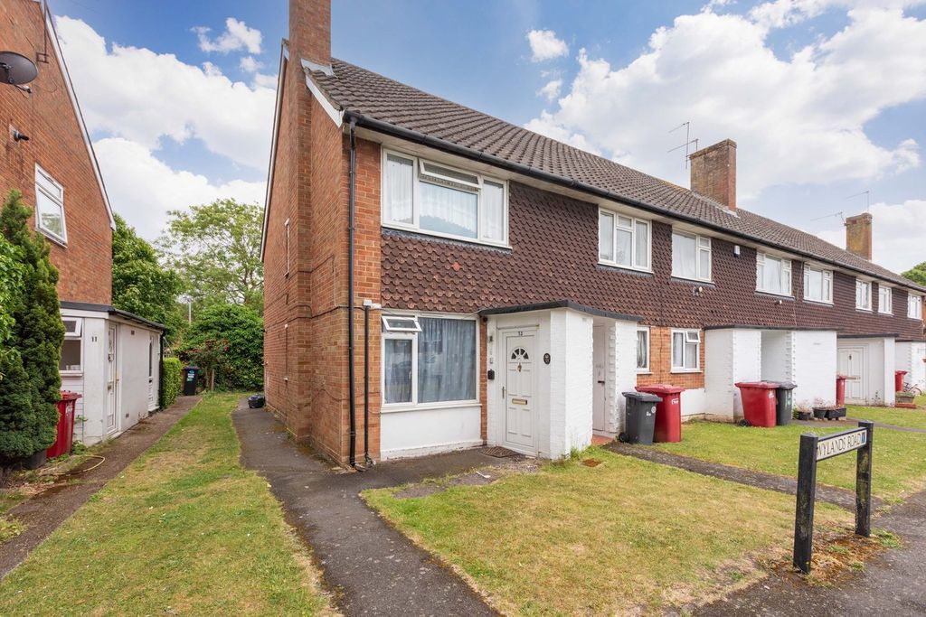 Property photo 1 of 9
