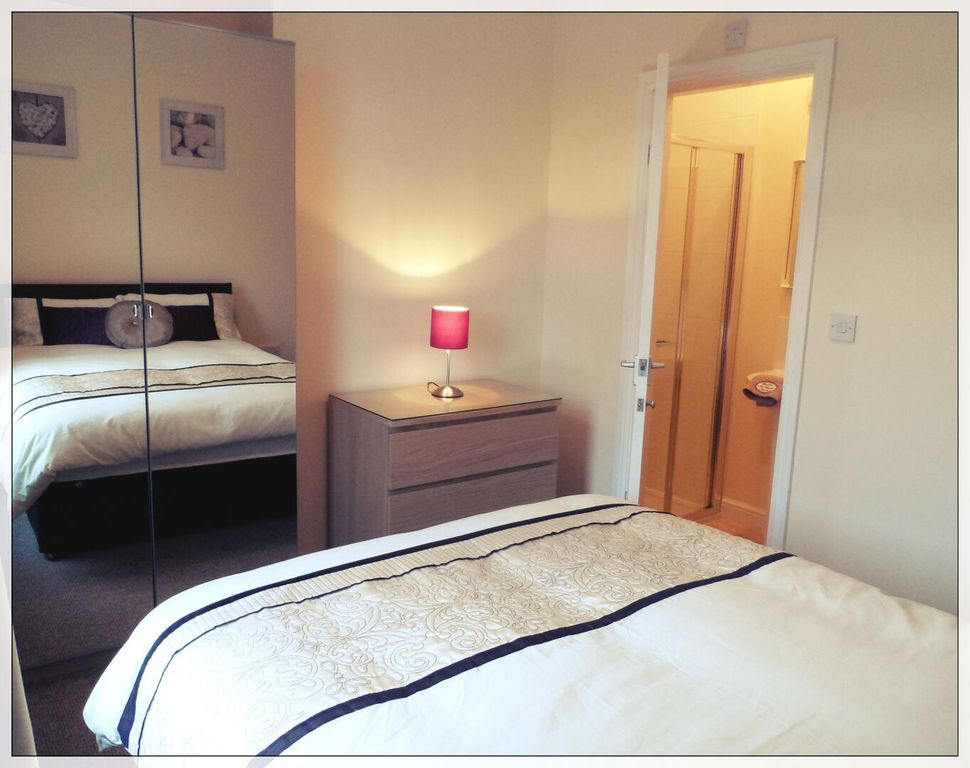 Property photo 2 of 4 Bedroom