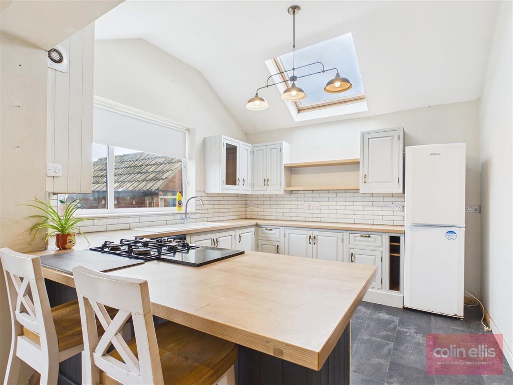 Property photo 2 of 22 Img_1147.Jpeg