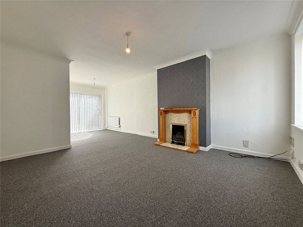 Property photo 3 of 16 Picture No. 17