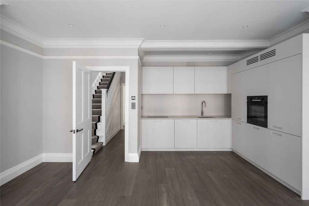 Property photo 3 of 12 Picture No. 05