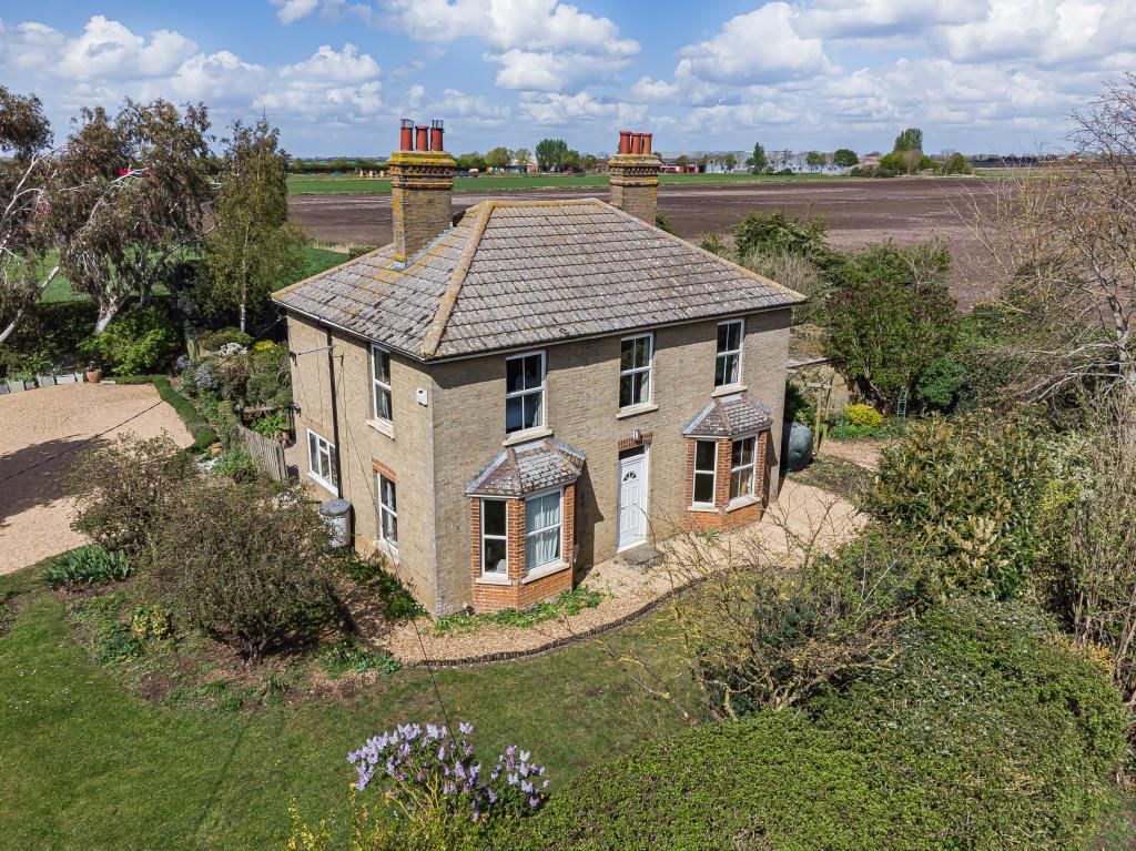 Property photo 1 of 40 96_78391.Jpg