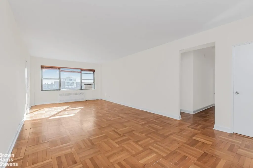 Property photo 2 of 14 <Alttext/>
