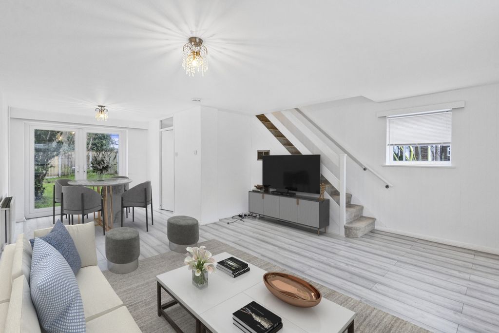 Property photo 3 of 15 0A6A9403