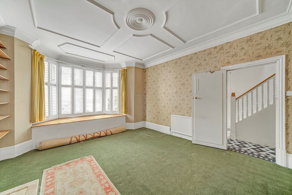 Property photo 2 of 4