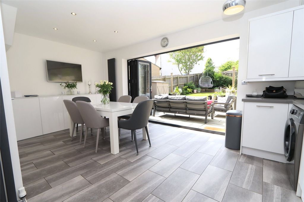 Property photo 2 of 16 Picture No. 07