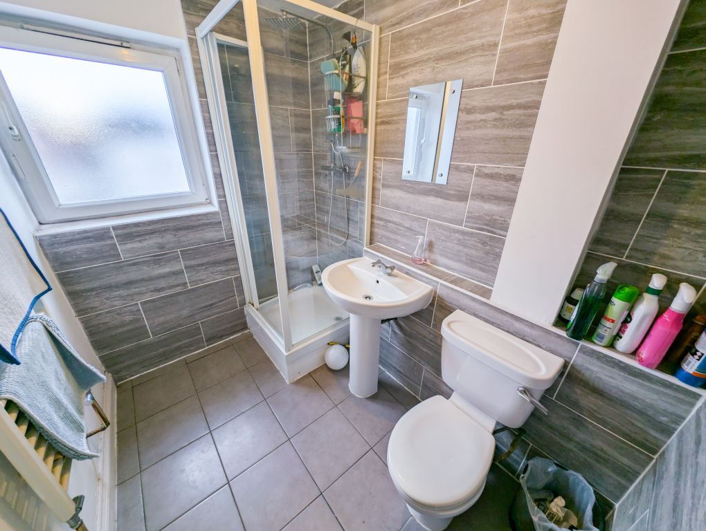Property photo 3 of 5