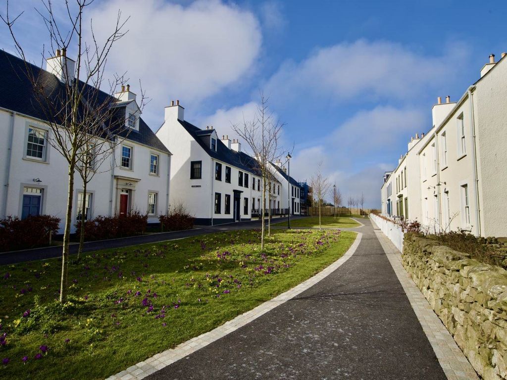 Property photo 3 of 13 Bunting Place_