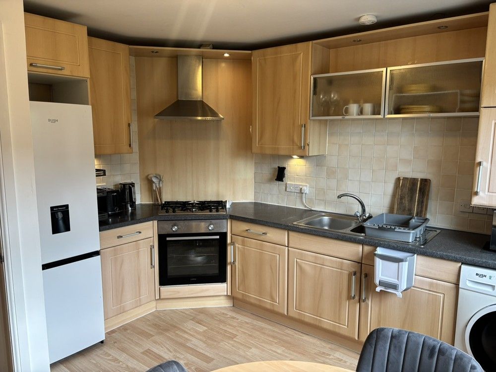 Property photo 3 of 8 14 Bp 4