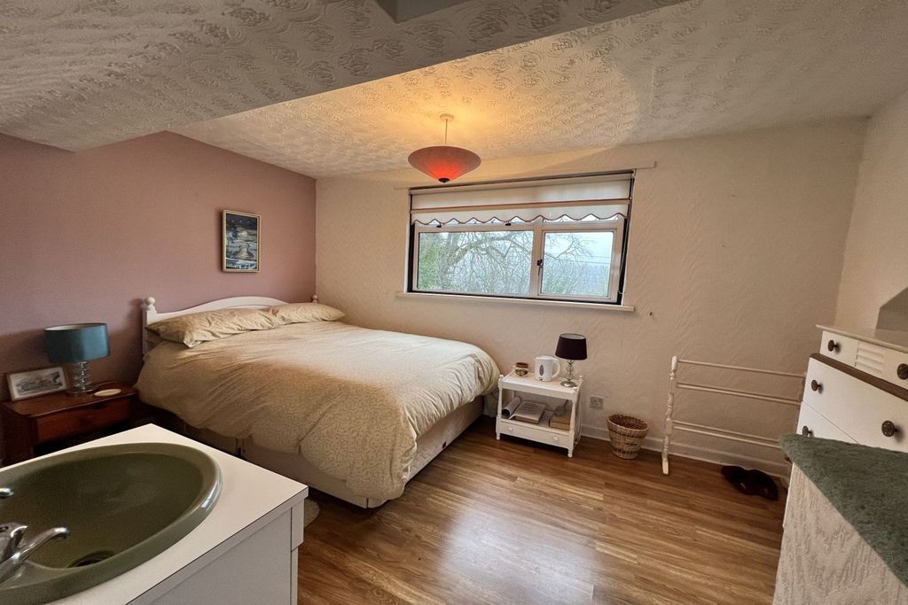 Additional image 13 of 3 bed semi-detached house for saleUnion Road East, Abergavenny NP7