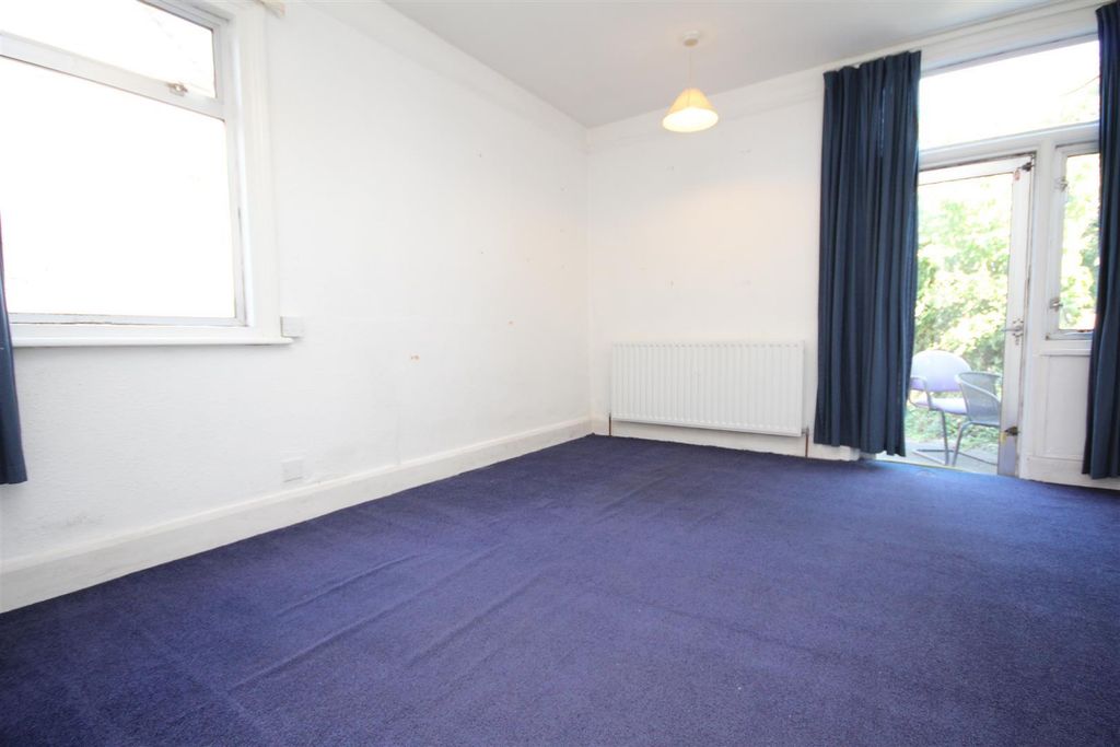 Property photo 3 of 9 He1Ltpvw0Ke-Utm64Es-Gq.Jpg