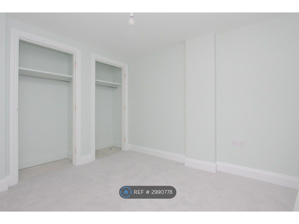Property photo 1 of 3