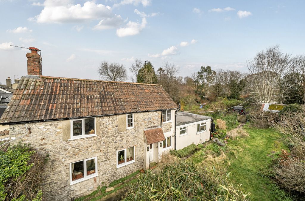 Property photo 1 of 26 1409183-3-69947ce...