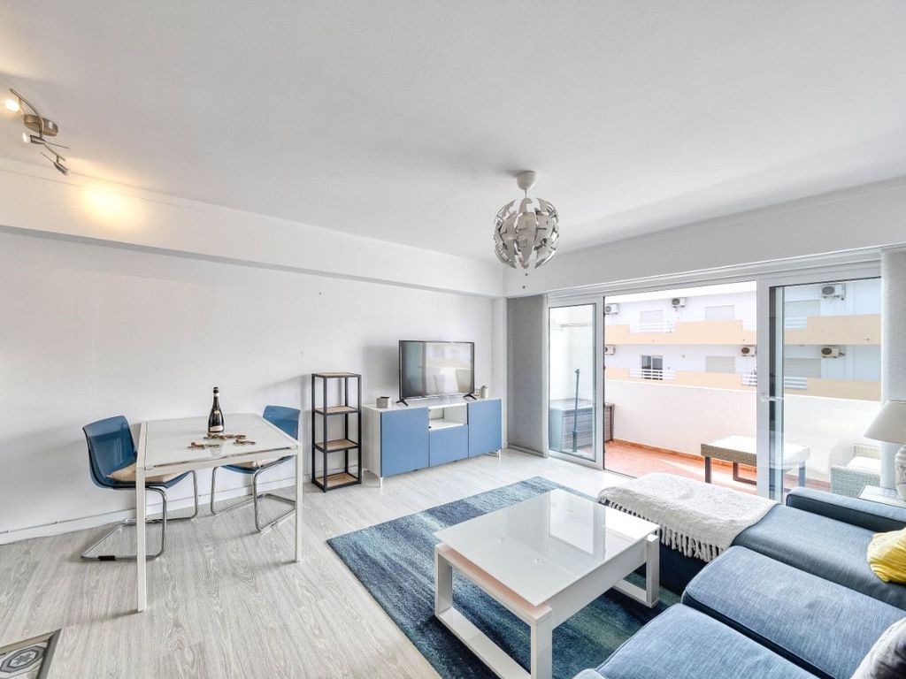 Property photo 2 of 15 Picture No. 04