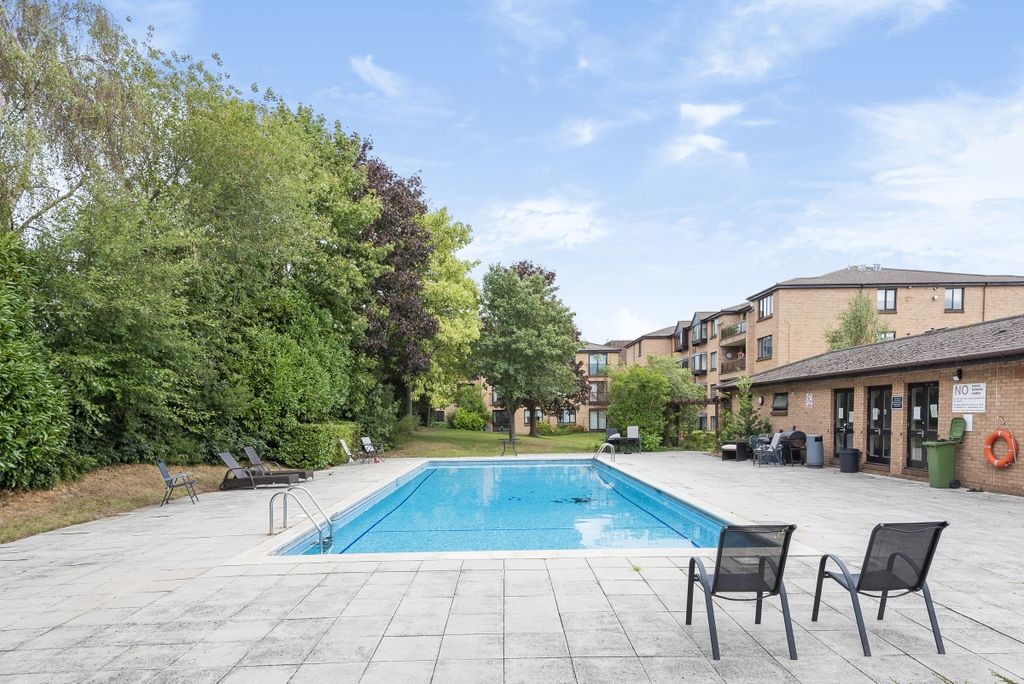 Property photo 1 of 8 639414 (6)