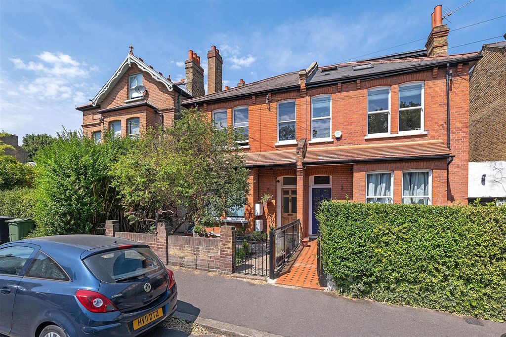 Property photo 1 of 13 Kingsmead Road, Sw2 3Jb25.Jpg