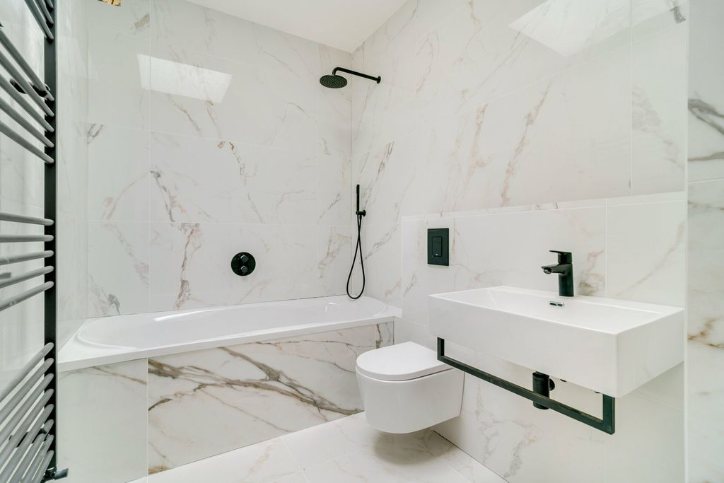 Property photo 2 of 29