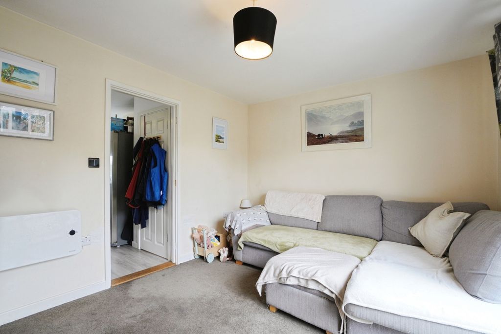 Property photo 3 of 16 Pbox-Img.Jpg