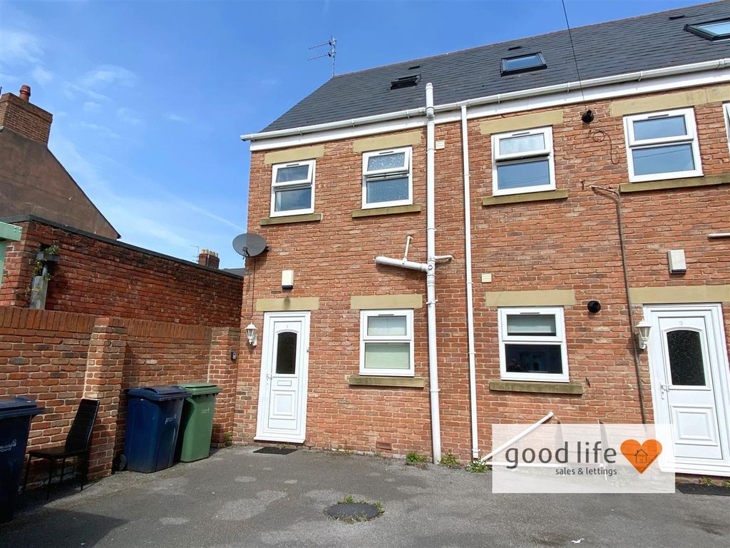 Property photo 1 of 15 Rear Elevation 2Flat483Chesterroad.Jpg