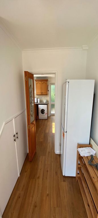 Property photo 2 of 28
