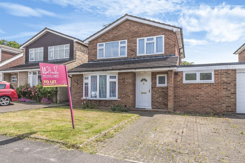 Property photo 1 of 11 (Main)